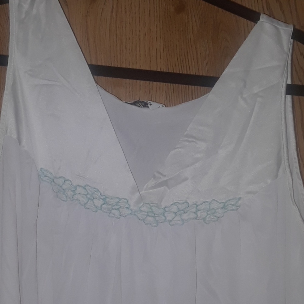 Vanity Fair Night Gown